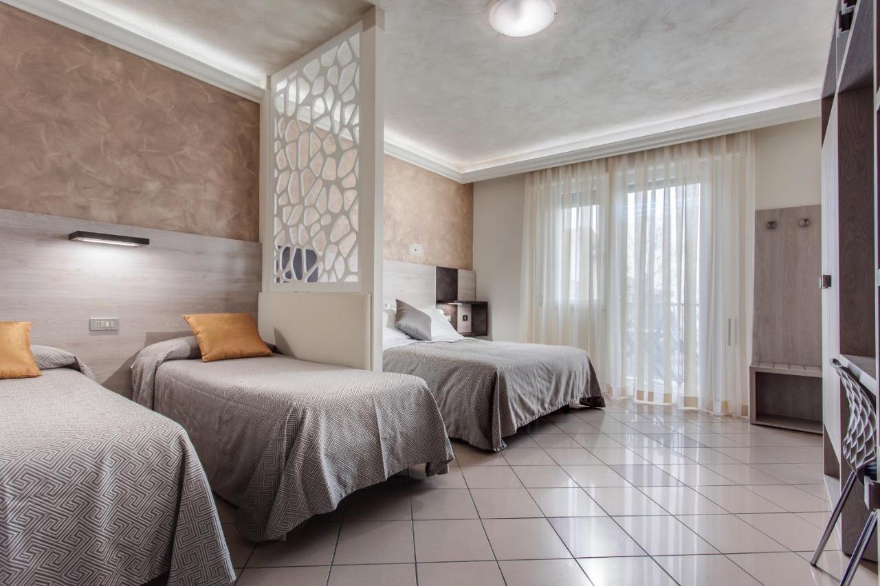 Hotel Dolcevita Cesenatico Ngoại thất bức ảnh