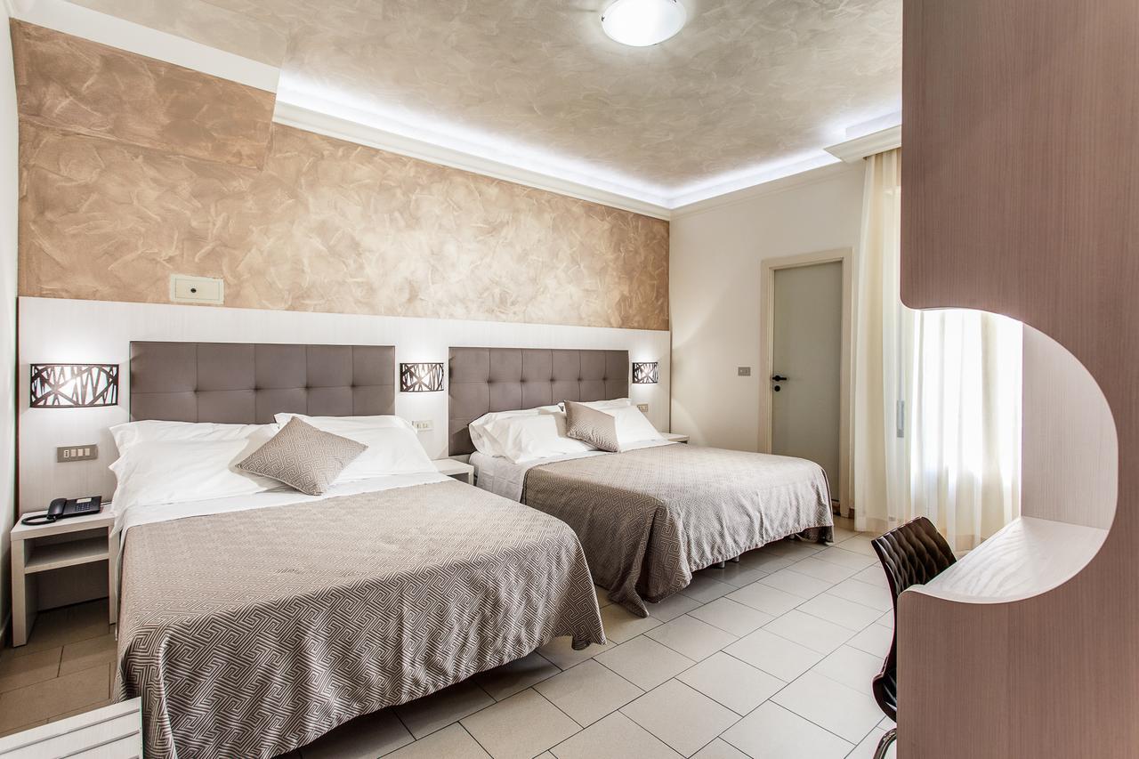 Hotel Dolcevita Cesenatico Ngoại thất bức ảnh