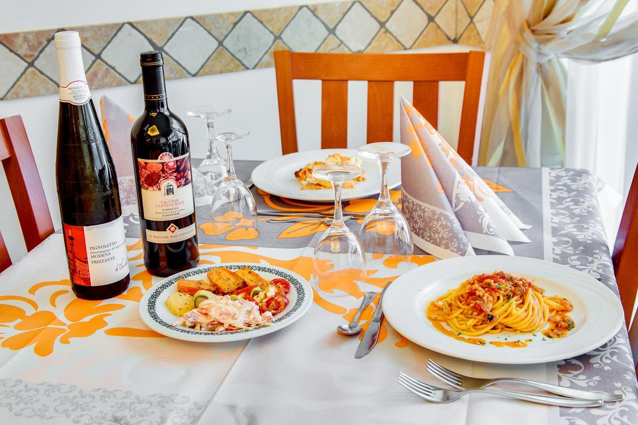 Hotel Dolcevita Cesenatico Ngoại thất bức ảnh